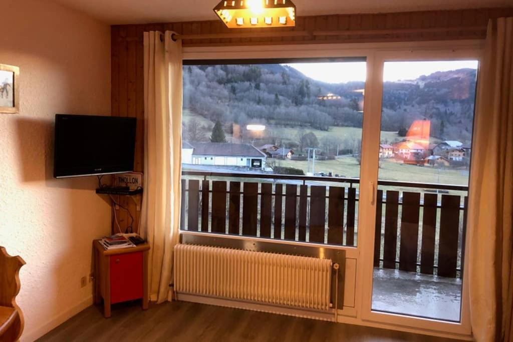 Studio Agreable Et Cosy Avec Vue Sur Les Memises Thollon-les-Memises Exteriör bild